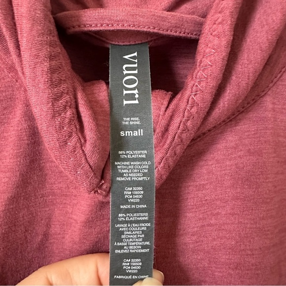 Vuori Crescent Half Zip Performance Long Sleeve Top Size Small - Picture 7 of 7